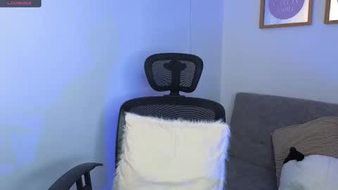 yulian_vasquez online show from 09/24/25, 12:19