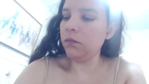 yuliana_25 online show from 04/05/26, 10:40