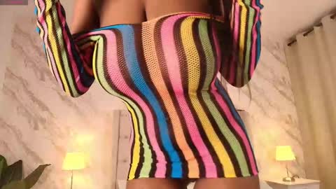 yuliana__cambell online show from 12/22/25, 04:20