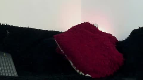 yulian 2811 online show from 02/12/25, 10:14