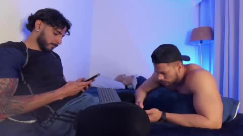 yulian 2811 online show from 10/10/25, 01:15