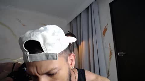 yulian 2811 online show from 11/01/25, 01:40