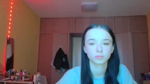 Yuliia online show from 04/15/26, 05:36