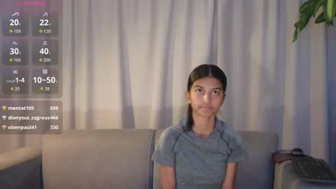 yuliethpetite online show from 01/14/26, 12:44