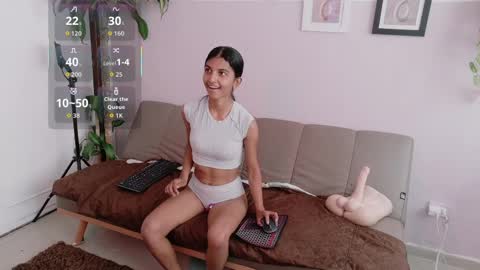 yuliethpetite online show from 04/10/26, 01:16