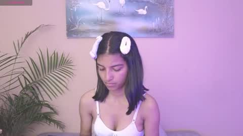 Snapshot of yuliethpetite chatting on 06/08/26, 08:20 yuliethpetite online show from 06/08/26, 08:20