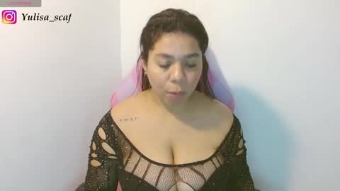 Snapshot of yulissa18 chatting on 05/12/26, 01:47 Yuli and SaraIndependent model online show from 05/12/26, 01:47