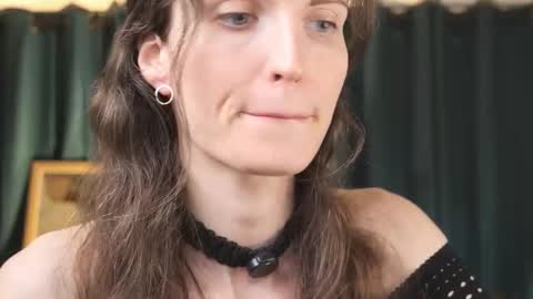 yulla dao online show from 03/15/26, 04:35