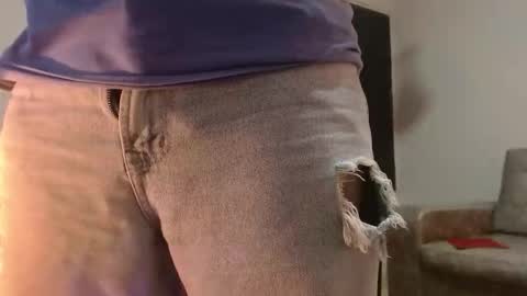 Snowflake online show from 11/13/25, 04:00