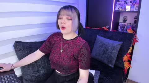 Yume    online show from 01/17/25, 01:36