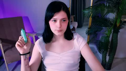 Yumi online show from 04/10/26, 01:27