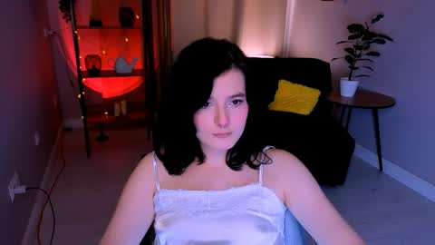 Yumi online show from 04/19/26, 01:54