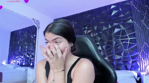 Yume online show from 04/12/26, 02:44