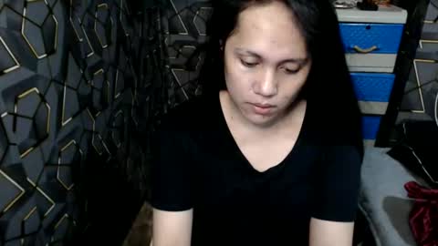 Snapshot of yumi_white chatting on 10/12/25, 02:05 yumi online show from 10/12/25, 02:05