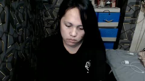 Snapshot of yumi_white chatting on 10/29/25, 03:36 yumi online show from 10/29/25, 03:36