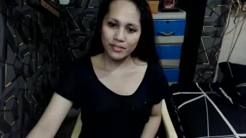 yumi online show from 04/17/26, 04:59