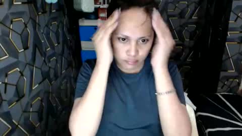 Snapshot of yumi_white chatting on 05/27/26, 01:57 yumi online show from 05/27/26, 01:57