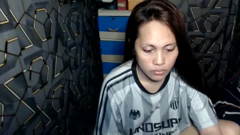 Snapshot of yumi_white chatting on 05/30/26, 08:11 yumi online show from 05/30/26, 08:11