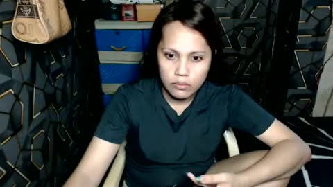 Snapshot of yumi_white chatting on 06/15/26, 10:06 yumi online show from 06/15/26, 10:06
