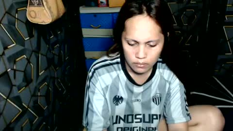 Snapshot of yumi_white chatting on 06/17/26, 08:28 yumi online show from 06/17/26, 08:28