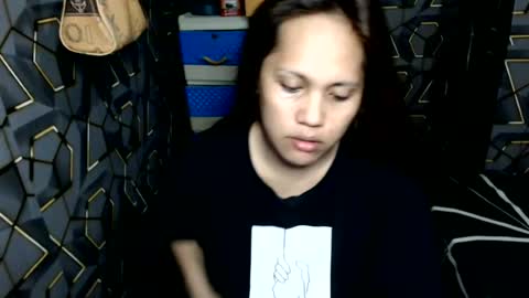 Snapshot of yumi_white chatting on 06/18/26, 11:47 yumi online show from 06/18/26, 11:47