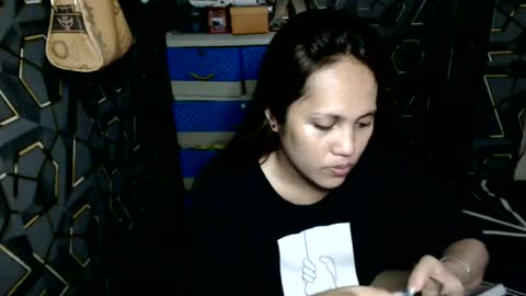 Snapshot of yumi_white chatting on 06/19/26, 06:29 yumi online show from 06/19/26, 06:29