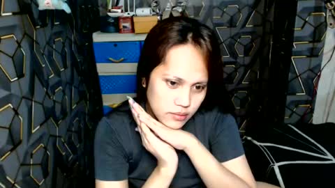 Snapshot of yumi_white chatting on 06/27/26, 06:35 yumi online show from 06/27/26, 06:35