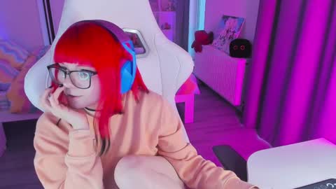 Yumi 3 online show from 01/28/25, 12:11