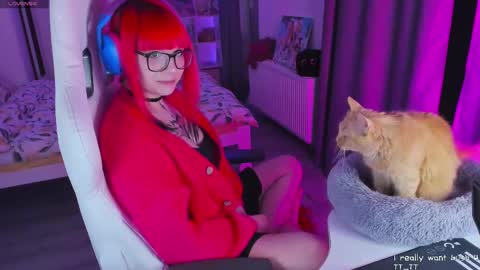 Yumi 3 online show from 03/05/25, 12:38