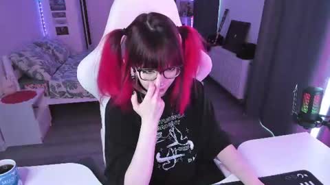 Yumi 3 online show from 07/19/26, 11:14