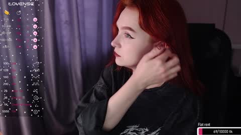 Mia 3  online show from 12/05/24, 07:05