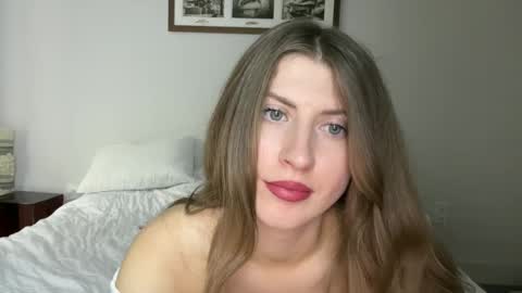 yumiandwolf online show from 03/06/25, 10:15