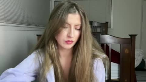 yumiandwolf online show from 11/16/25, 03:01