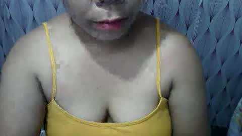 yummylips_4u online show from 05/11/26, 07:58