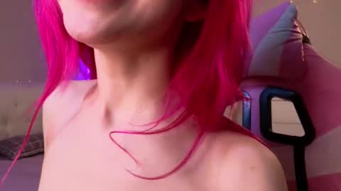 Lisa online show from 02/19/25, 01:08