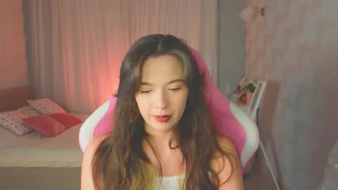 Snapshot of yuna_sunshy chatting on 09/14/25, 11:26 Yuna online show from 09/14/25, 11:26