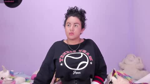 yunahott_ online show from 02/15/25, 03:09