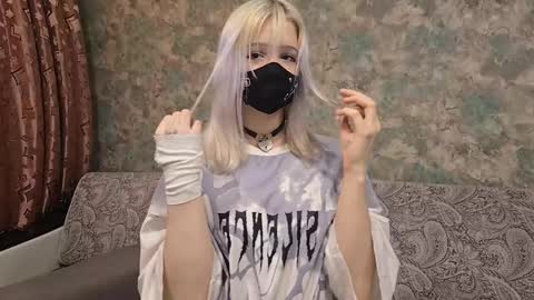 Yuna online show from 02/15/26, 07:32