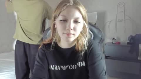 Snapshot of yunarosee chatting on 09/15/25, 04:29 yunarosee online show from 09/15/25, 04:29