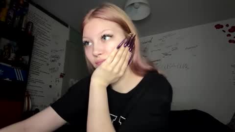 Snapshot of yunarosee chatting on 01/09/26, 09:34 yunarosee online show from 01/09/26, 09:34