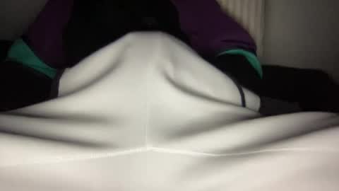 Snapshot of yungbull06 chatting on 10/28/25, 03:10 Yung Bull online show from 10/28/25, 03:10