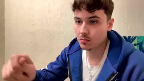 yungstudbev online show from 12/26/24, 04:43