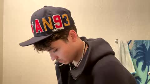 yungstudbev online show from 01/15/25, 06:12