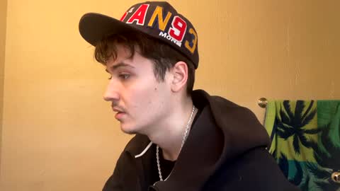 yungstudbev online show from 01/23/25, 03:43