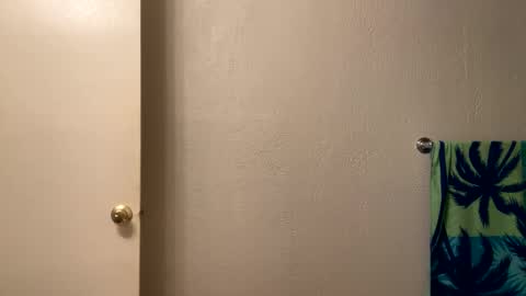 yungstudbev online show from 02/11/25, 11:54