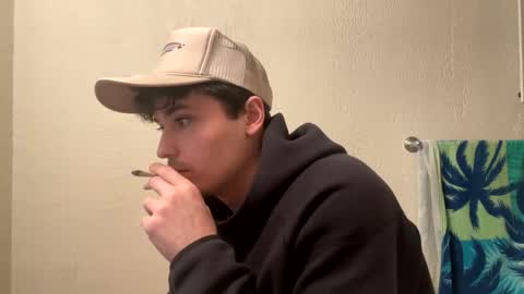 yungstudbev online show from 02/14/25, 03:33