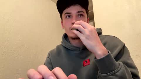 yungstudbev online show from 09/24/25, 03:10