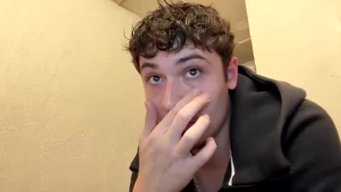 yungstudbev online show from 10/12/25, 01:15