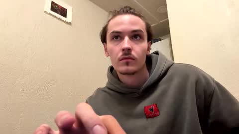 yungstudbev online show from 01/08/26, 02:36