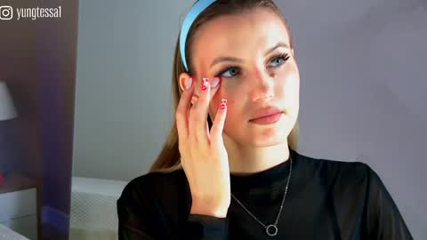 Tessa online show from 05/25/26, 06:36